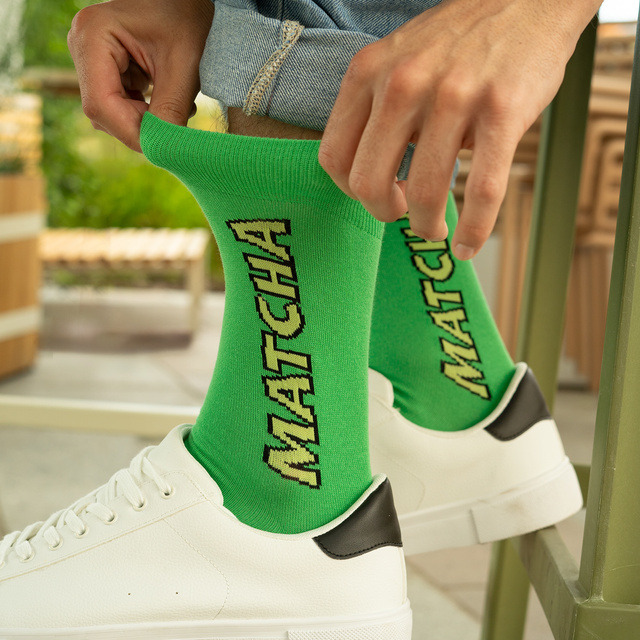 2 Paar von lustigen Socken mit Matcha motiv in einzigartiger Verpackung | Herrensocken | SOXO