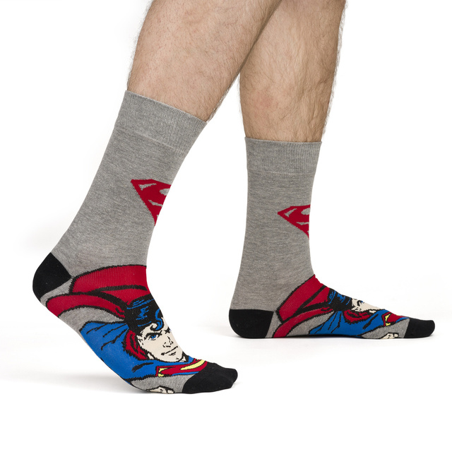 Set mit 2x lustigen lange Herrensocken + 2 Kurz Herrensocken | Superman DC COMICS | SOXO