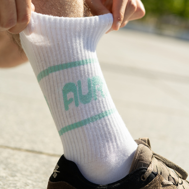 Socken mit Aura-Motiv