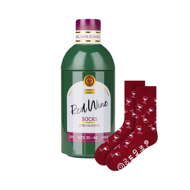 Socken mit Rotwein-Motiv in Flaschenverpackung