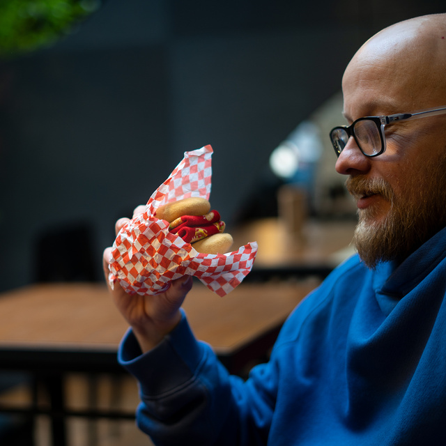 Socken mit Hamburger-Motiv