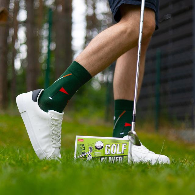 3 Paar von lustigen Socken mit Golfmotiv in einzigartiger Verpackung | Herrensocken | SOXO